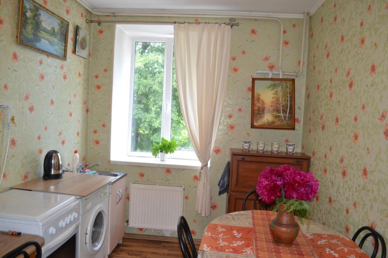 Квартира Двохкімнатна Фонтан Apartment Kamianets-Podilskyi Ngoại thất bức ảnh