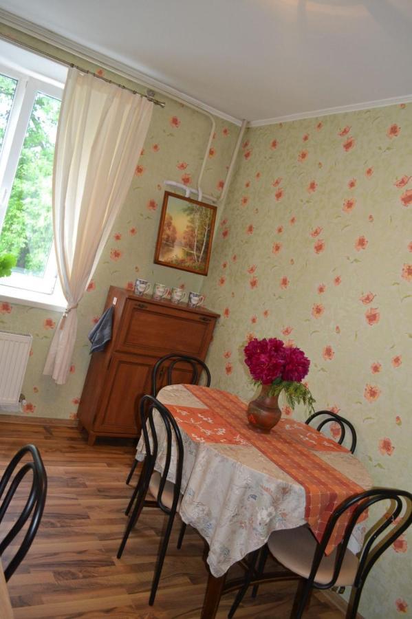 Квартира Двохкімнатна Фонтан Apartment Kamianets-Podilskyi Ngoại thất bức ảnh