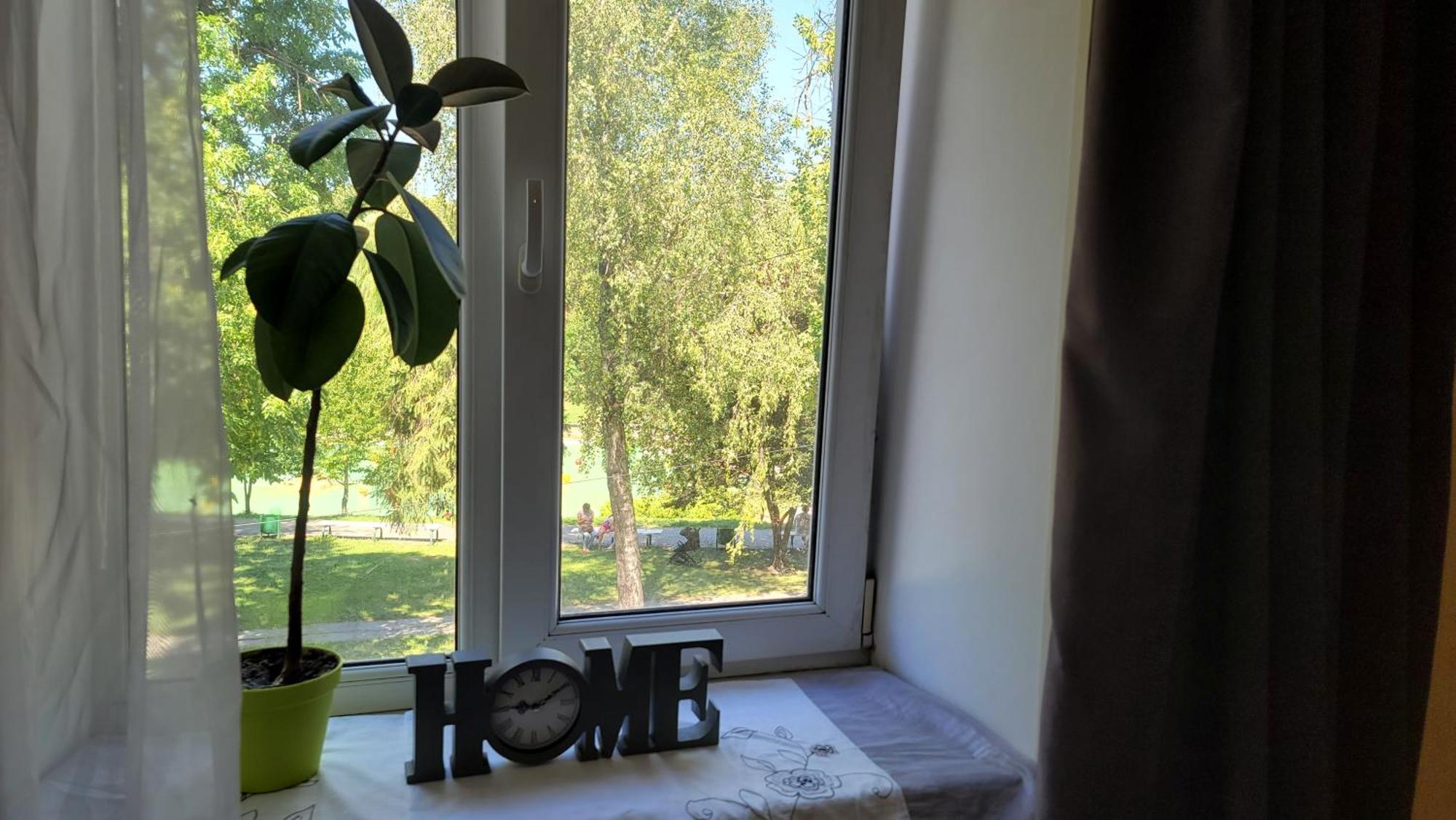 Квартира Двохкімнатна Фонтан Apartment Kamianets-Podilskyi Ngoại thất bức ảnh